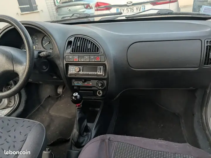 Citroen Saxo 2001 photo 3