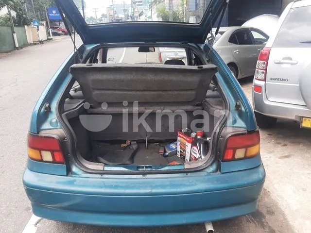Ford Festiva 2000 photo 2