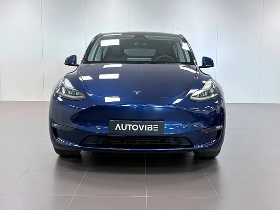 Tesla Model Y 2024 photo 3