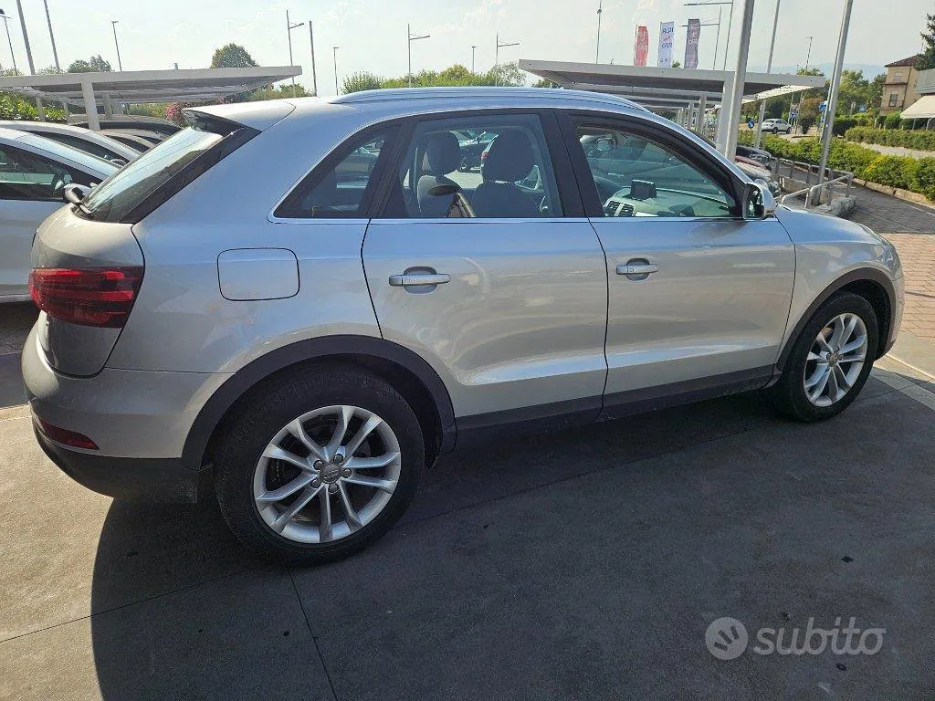Audi Q3 2012 photo 4