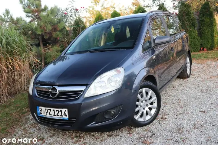 Opel Zafira 2008 photo 2