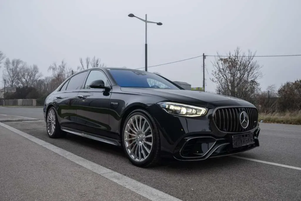 Mercedes-Benz S-Class 2023 photo 3