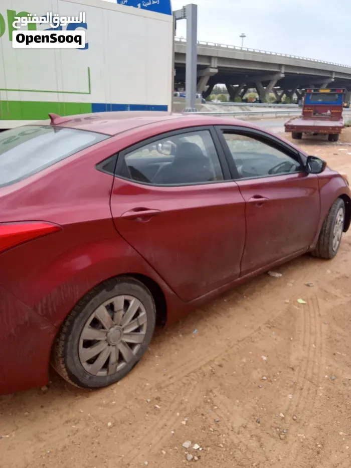 Hyundai Elantra 2012 photo 4
