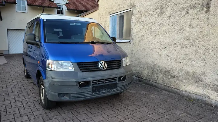 Volkswagen T5 2003 photo 3
