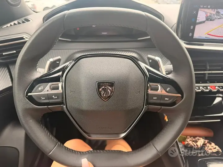 Peugeot 2008 2024 photo 2
