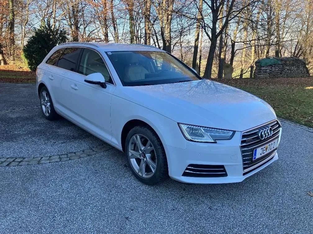 Audi A4 2016 photo 2