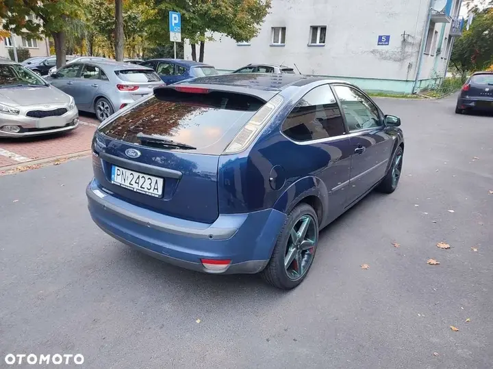 Ford Focus 2004 photo 3