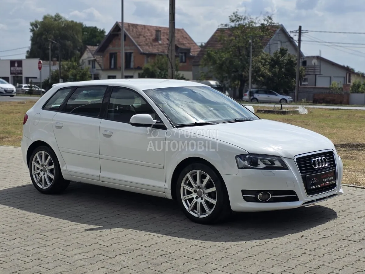 Audi A3 2012 photo 4