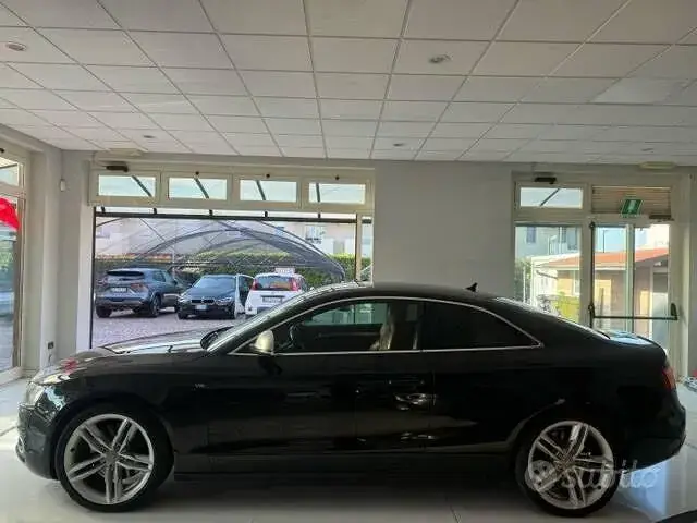 Audi A5 2010 photo 2