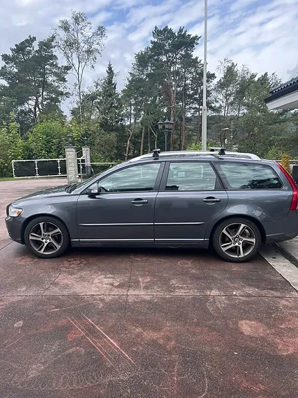 Volvo V50