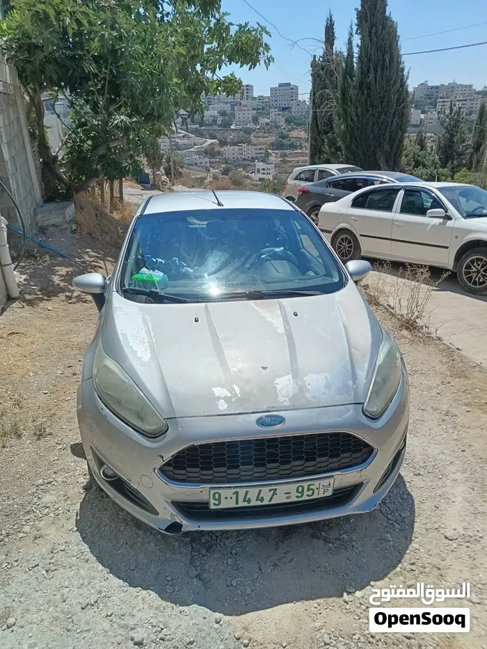 Ford Fiesta 2015 photo 5