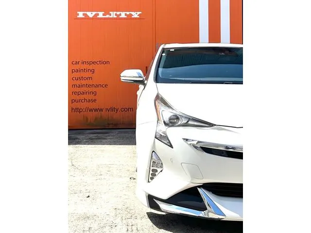 Toyota Prius photo 2