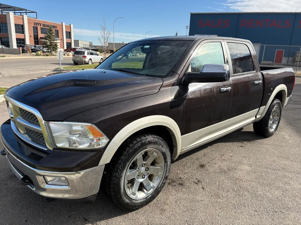Ram Laramie 2011 photo 2