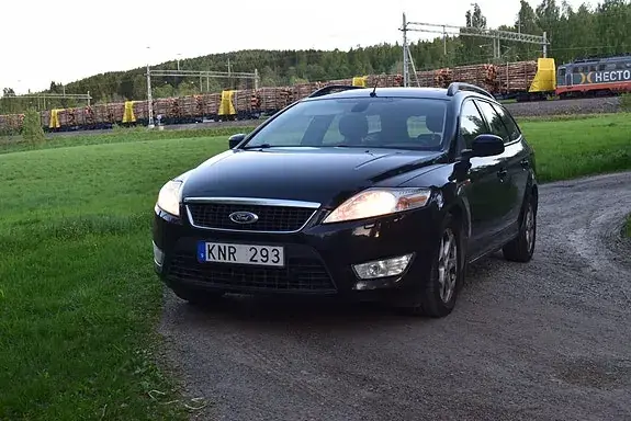 Ford Mondeo 2010 photo 3