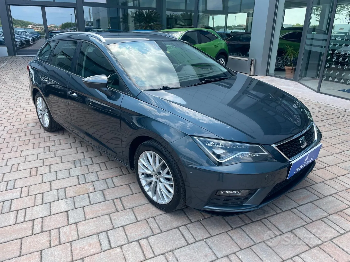 Seat Leon 2019 photo 2