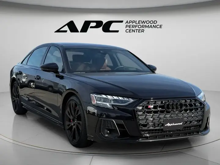Audi S8 2025 photo 4