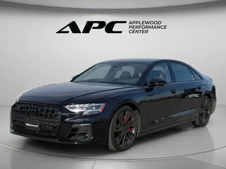 Audi S8 2025 photo 2