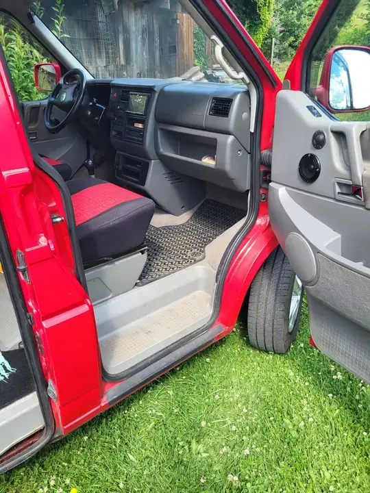 Volkswagen T4 2002 photo 3