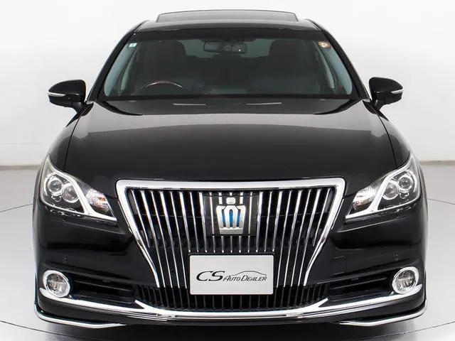 Toyota Crown Majesta F Version