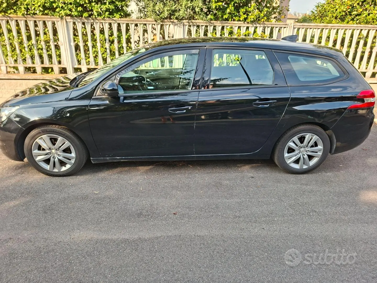 Peugeot 308 2016 photo 2