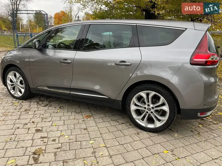 Renault Grand Scenic 2019 photo 4