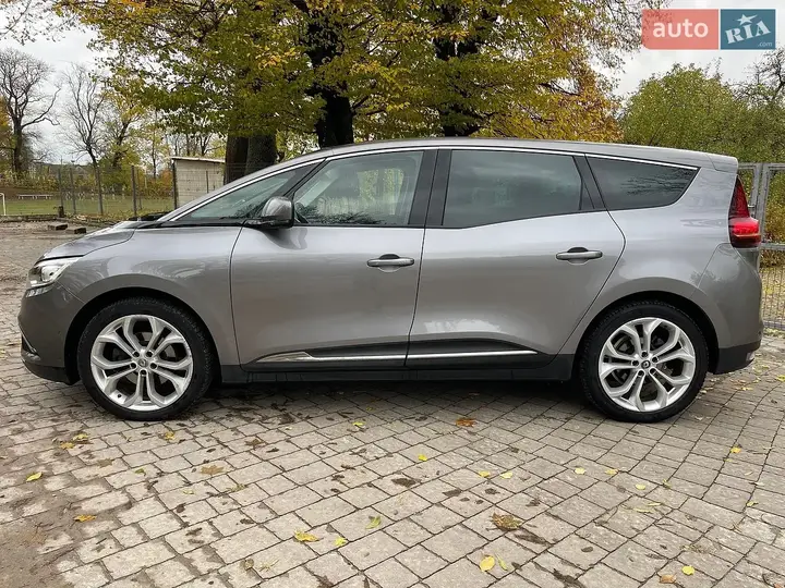 Renault Grand Scenic 2019 photo 3
