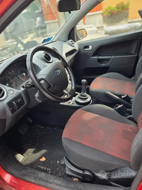 Ford Fiesta 2007 photo 5