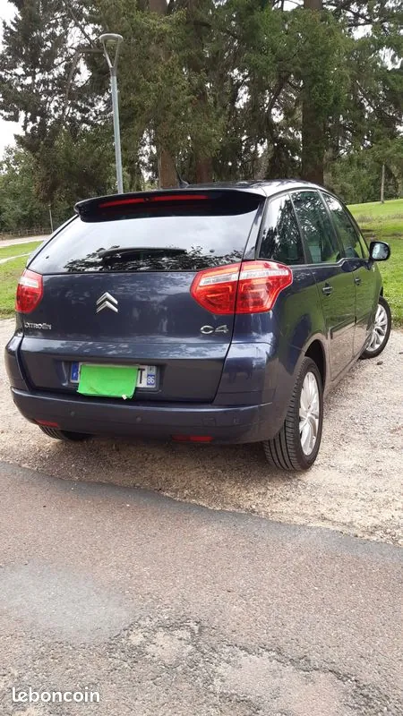 Citroen C4 Picasso 2008 photo 2