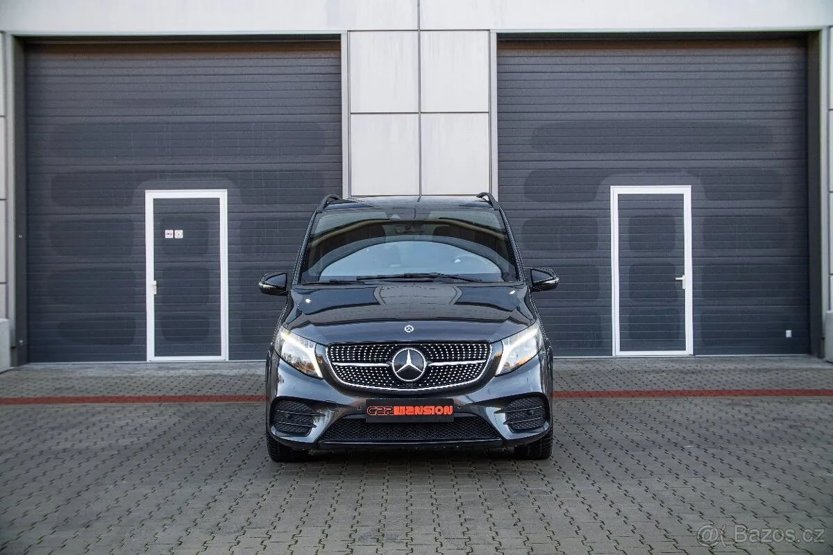 Mercedes-Benz V-Class 2023 photo 2