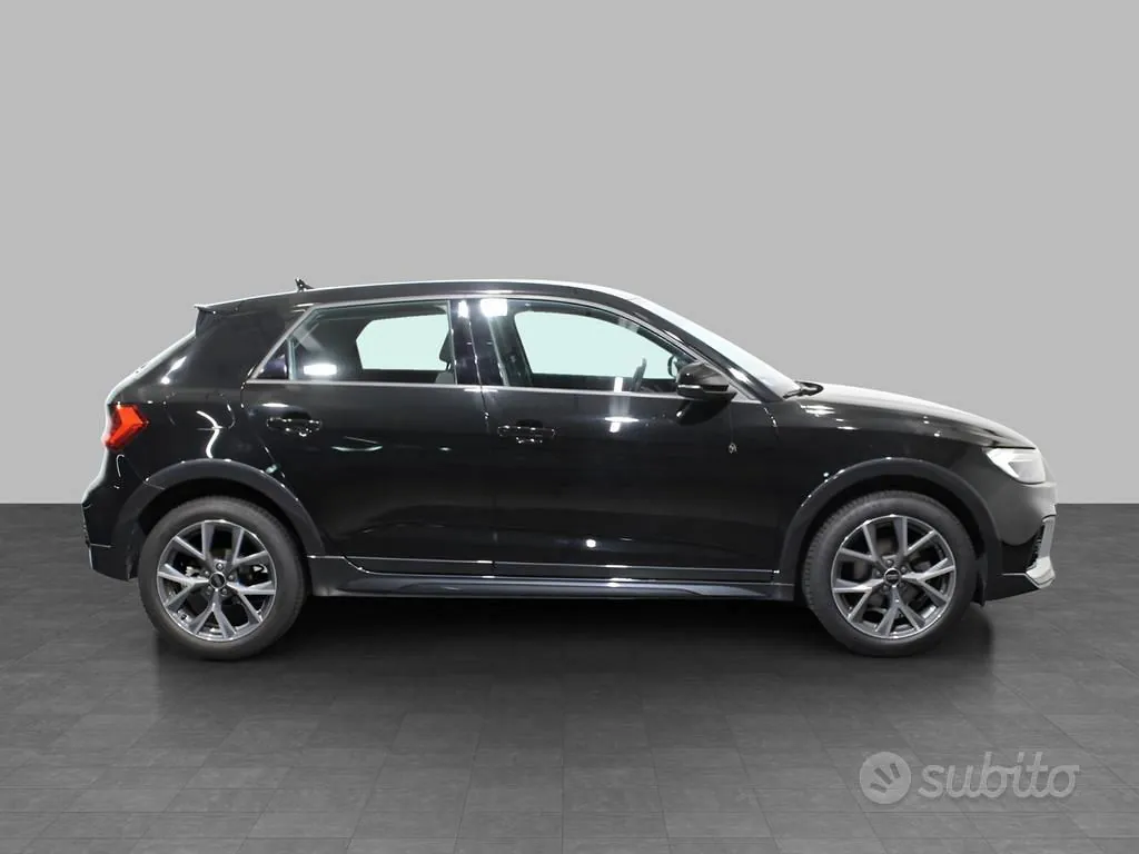 Audi A1 Allstreet 2023 photo 3