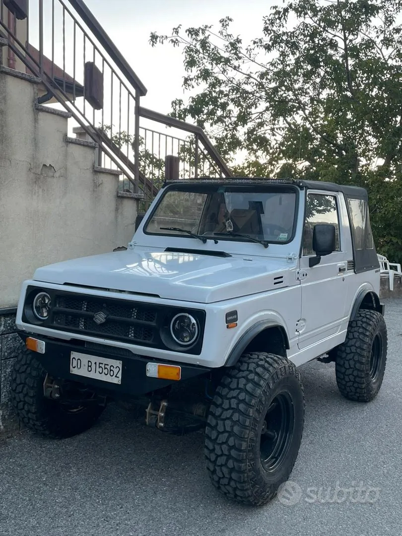 Suzuki Samurai