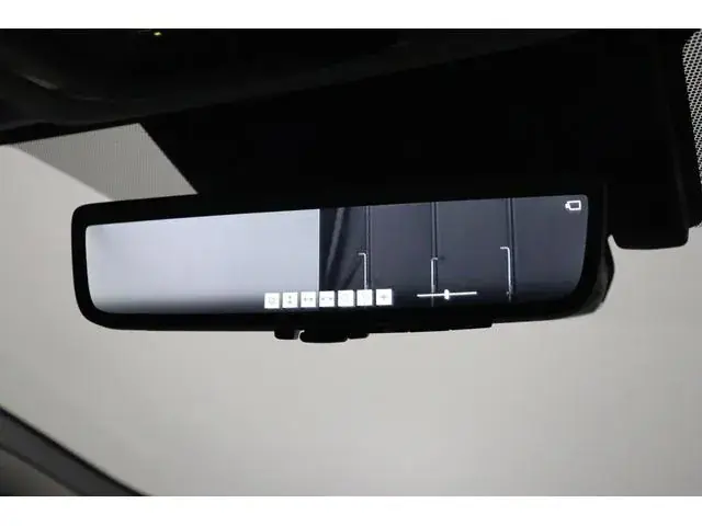Toyota Prius Z 2025 photo 4