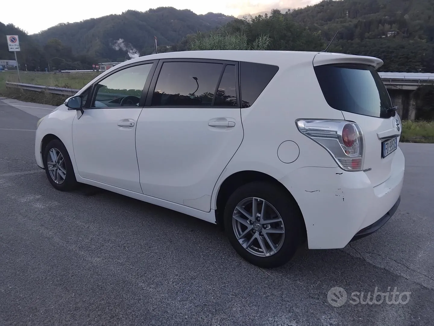 Toyota Verso 2016 photo 3