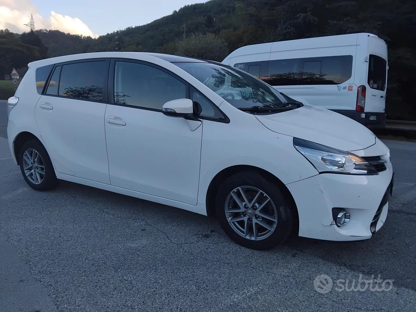 Toyota Verso 2016 photo 2