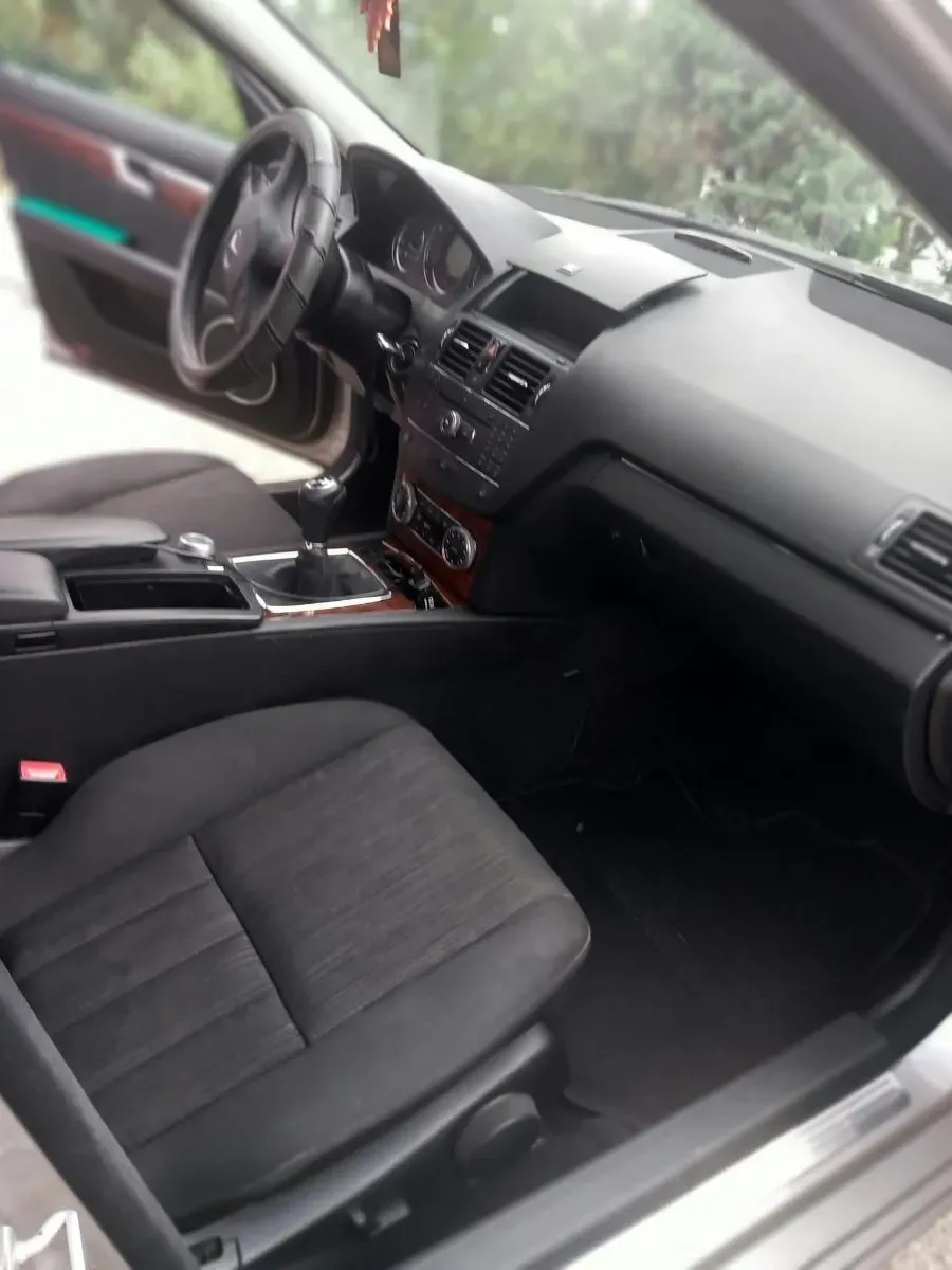 Mercedes-Benz C-Class 2008 photo 3