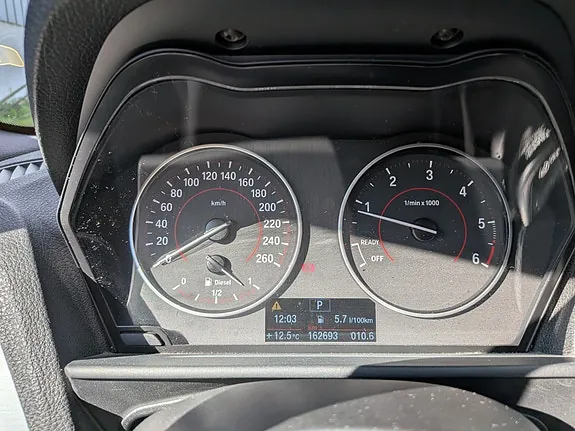 BMW 1 Series 2013 photo 2
