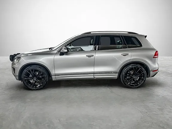 Volkswagen Touareg 2017 photo 2