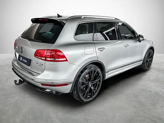 Volkswagen Touareg 2017 photo 3