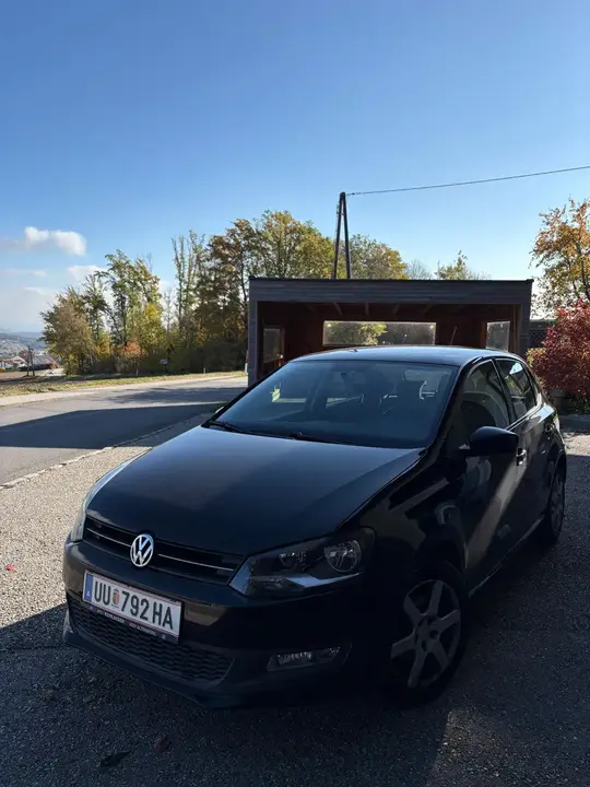 Volkswagen Polo 2010 photo 2