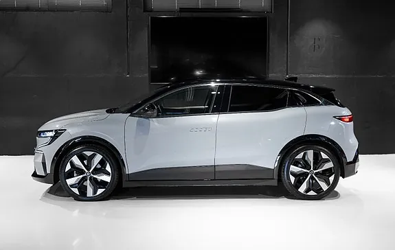 Renault Megane E-Tech 2024 photo 3