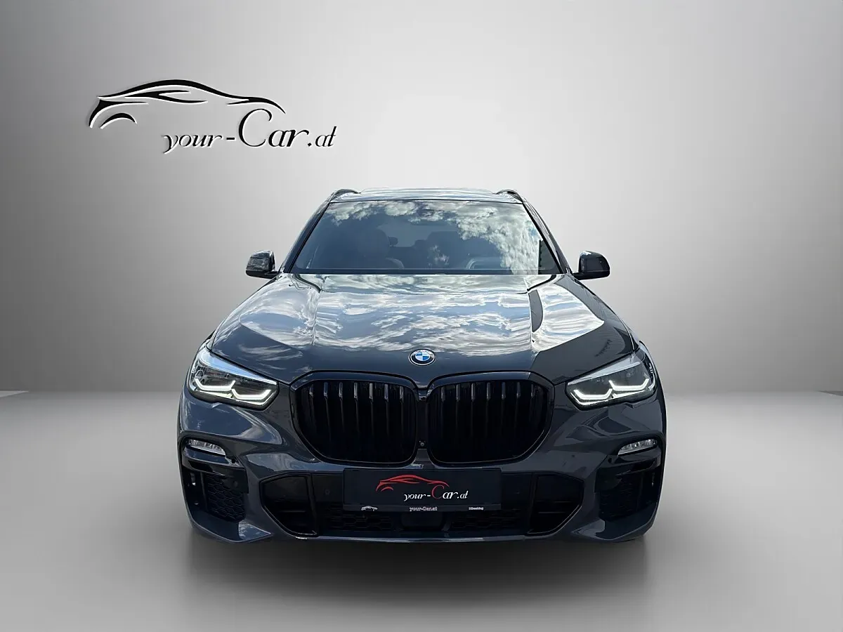 BMW X5 2021 photo 2