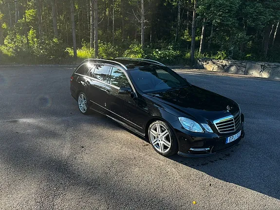 Mercedes-Benz E220 2013 photo 4