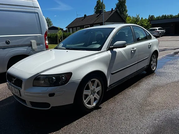 Volvo S40