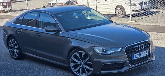 Audi A6 2014 photo 2