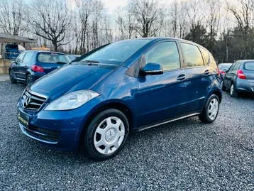 Mercedes-Benz A180