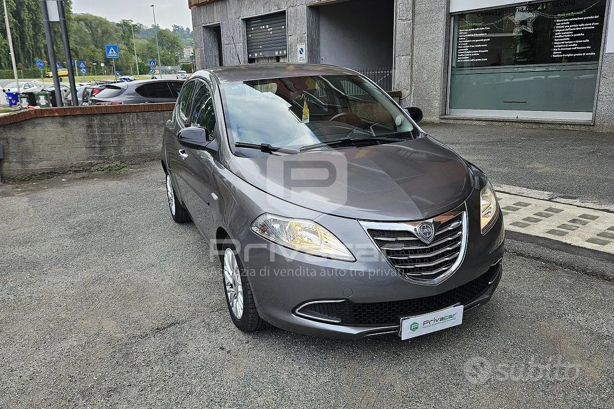 Lancia Ypsilon 2014 photo 3