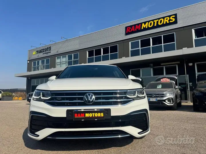 Volkswagen Tiguan R Line 2023 photo 2