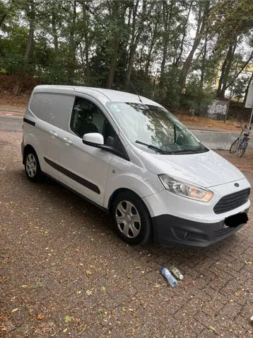 Ford Transit Courier