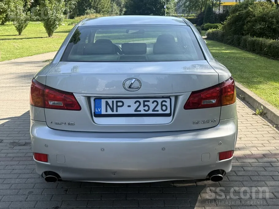 Lexus Is 2006 photo 3