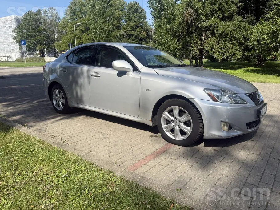 Lexus Is 2006 photo 4